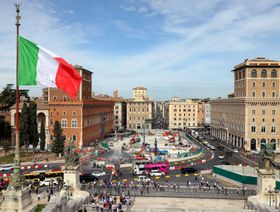 وزير المالية يتوقع نمو اقتصاد إيطاليا 1% في العام الجاري