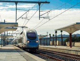 المغرب يفتح باب التقدم لمناقصة قطارات جديدة بقيمة 1.5 مليار دولار