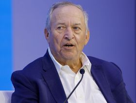 لاري سامرز: بيانات الوظائف الأميركية خطوة على طريق الهبوط السلس