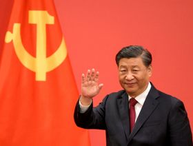 رئيس الصين يحذر من معركة صعبة مع \"كوفيد-19\"