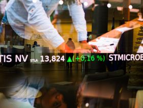 صناديق التحوط تراهن على تفوق أداء الأسهم الأوروبية عالمياً