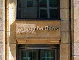 \"دويتشه بنك\" يستعين بـ 10 مصرفيين من \"كريدي سويس\" لإدارة ثروات الشرق الأوسط