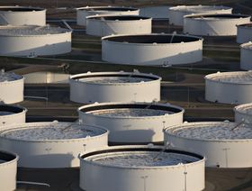 صهاريج تخزين النفط في كوشينغ، أوكلاهوما، الولايات المتحدة - المصدر: بلومبرغ