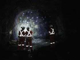 كندا تقرر وضع عوائق أمام الاستثمارات الأجنبية الموجهة للمعادن الأساسية