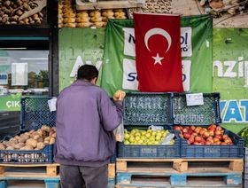 تركيا تنهي دورة التشديد النقدي برفع أخير للفائدة إلى 45%