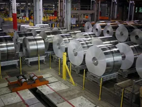 واشنطن تستثني الصلب والألمنيوم والذهب من الرسوم المتبادلة