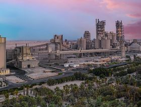 مصنع تابع لشركة "الأسمنت السعودية" في المملكة العربية السعودية - المصدر: بلومبرغ