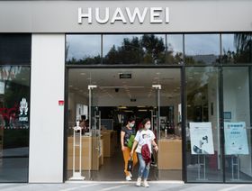 تراجع مبيعات \"هواوي\" الفصلية بعد تضرر أعمال الهواتف الذكية من العقوبات