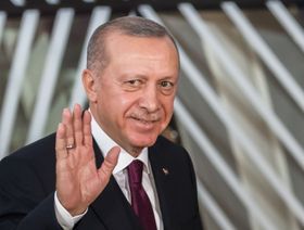 أردوغان يطلب من الأتراك أن يثقوا في نموذجه الاقتصادي الجديد