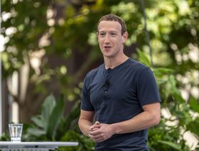 زوكربيرغ يبيع أسهماً في \"ميتا\" بنحو نصف مليار دولار في شهرين