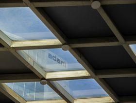 مقر شركة "أداني" في أحمد أباد، الهند. - المصدر: بلومبرغ