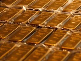 الصين تعزز احتياطياتها من الذهب للشهر العاشر