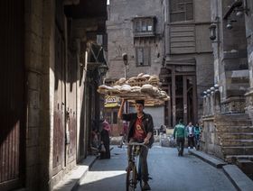 يعتمد ملايين الأشخاص على الخبز المدعوم في مصر - المصدر: بلومبرغ