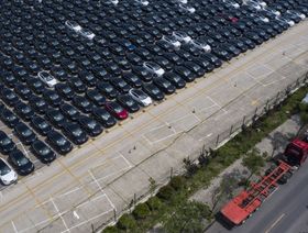 تراجع شحنات سيارات \"تسلا\" من الصين بسبب هبوط الإنتاج