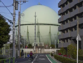 خزان تابع لشركة "طوكيو غاز" في العاصمة اليابانية طوكيو - بلومبرغ