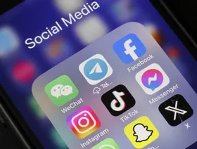 هل فات أوان فرض قيود عمرية على مستخدمي وسائط التواصل الاجتماعي؟