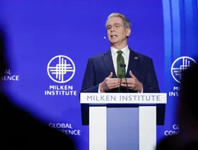 وزير الخزانة سكوت بيسنت يتحدث في المؤتمر العالمي السنوي الثامن والعشرين لمعهد ميلكن في فندق بيفرلي هيلتون في بيفرلي هيلز، كاليفورنيا، في 5 مايو - بلومبرغ