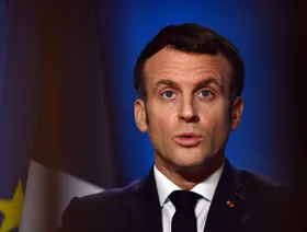 الرئيس الفرنسي يبدأ جولة آسيوية من فيتنام بالتركيز على الطاقة