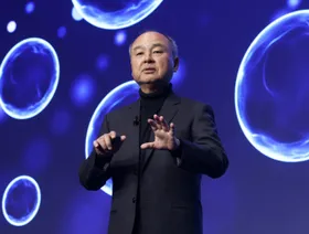 \"سوفت بنك\" تتفاوض على قرض بقيمة 5 مليارات دولار بضمان أسهم \"آرم\"