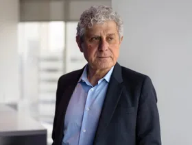 أميركا مهددة بخسارة سباق الذكاء الاصطناعي مع الصين بسبب الكهرباء