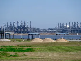 أميركا تنهي عقوبات على شركات الغاز عقب تصاعد نزاعها مع الصين