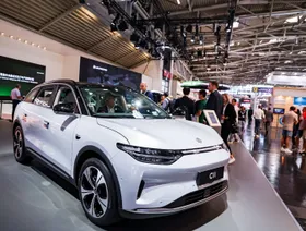 سيارة الدفع الرباعي "سي 11" من "ليب موتور" - بلومبرغ