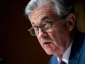 باول: السياسة النقدية أمام مفترق طرق محفوف بالمخاطر