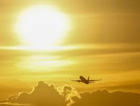 وقود الطائرات بقعة مضيئة في سوق النفط