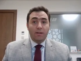 مستشار وزير المالية المصري للمؤسسات المالية الدولية علاء عبد الرحمن - الشرق