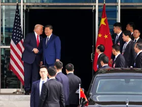 ترمب يطمئن آسيا ويؤكد على النفوذ الأميركي في مواجهة الصين