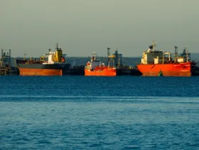 رئيس \"توتال\": أسواق النفط تقلل من تأثير العقوبات على روسيا