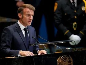 ماكرون يدعو لبحث استخدام أقوى أدوات الاتحاد الأوروبي ضد الصين