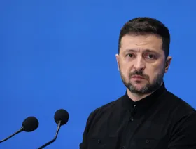 زيلينسكي: أوكرانيا لن تتنازل عن أراض لروسيا من أجل السلام