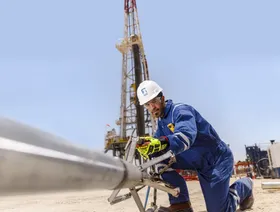 \"أدنوك للحفر\" تفوز بعقد قيمته 2.7 مليار درهم في حقل زاكوم البحري