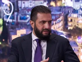 الرئيس السوري أحمد الشرع في جلسة حوار خلال فعاليات النسخة التاسعة من قمة "مبادرة مستقبل الاستثمار" في الرياض، المملكة العربية السعودية، 29 أكتوبر 2025 - الشرق