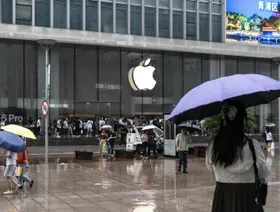 هل تنقذ \"أبل\" جهاز أيفون المزود بميزات الذكاء الاصطناعي في الصين؟