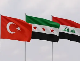 الأعلام الوطنية للعراق وسوريا وتركيا - الشرق