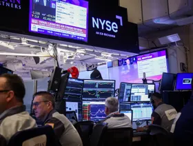 المستثمرون يراهنون على استمرار انتعاش الأسواق الناشئة رغم التهديدات