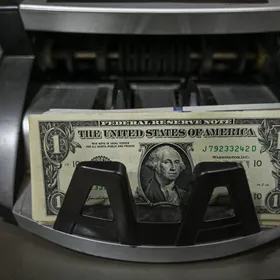 ظهور أقوى دليل حتى الآن على أن الدولار لم يتصدع