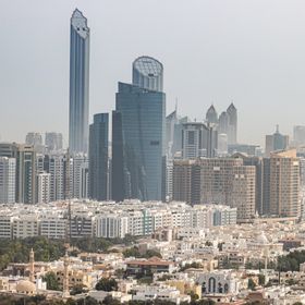 ناطحات سحاب سكنية وتجارية في أفق أبوظبي، الإمارات العربية المتحدة. 10 أبريل 2022. - بلومبرغ