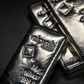 سبائك فضة وزن كيلوغرام واحد - بلومبرغ
