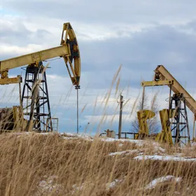 حفارات استخراج نفط - المصدر: بلومبرغ