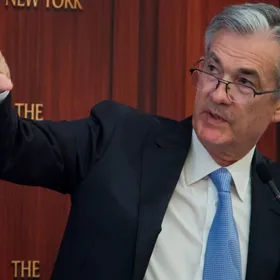 جيروم باول، رئيس البنك الاحتياطي الفيدرالي الأمريكي - المصدر: بلومبرغ