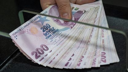 أوراق نقدية من فئة 200 ليرة تركية - بلومبرغ