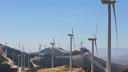 مشروع لشركة أكوا باور السعودية لتوليد الكهربائية من طاقة الرياح في جبل صندوق بالقرب من طنجة. المغرب  - المصدر: بلومبرغ
