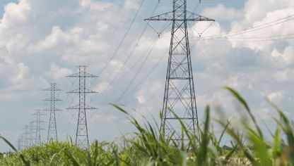 خطوط نقل الكهرباء بالقرب من أوستن، ولاية تكساس، الولايات المتحدة - بلومبرغ