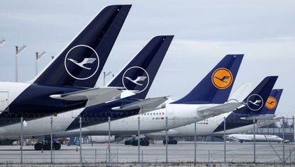 طائرات ركاب تابعة لشركة "لوفتهانزا" في ميونيخ، ألمانيا - المصدر: بلومبرغ