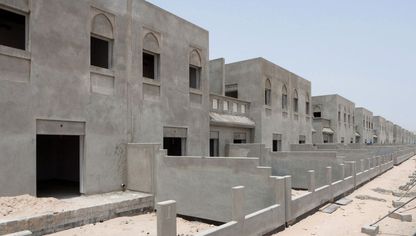 مساكن تحت الإنشاء - المصدر: بلومبرغ