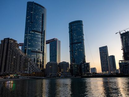 مبان سكنية شاهقة في منطقة الريم في أبوظبي، الإمارات العربية المتحدة - المصدر: بلومبرغ
