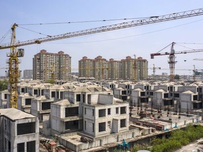 أبنية سكنية قيد الإنشاء في مشروع تابع لشركة \"تاهو غروب\" في شنغهاي، الصين. 27 يوليو 2022 - المصدر: بلومبرغ